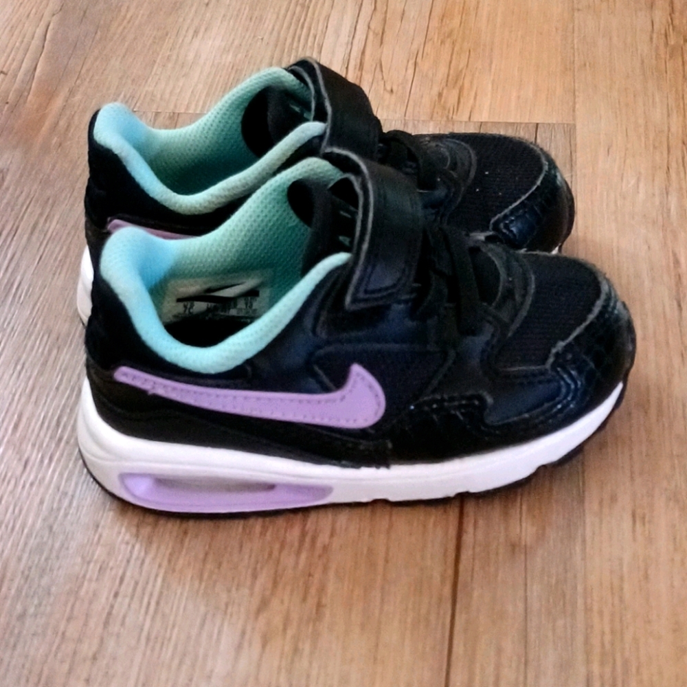 Nike Air Max Shoes Purple and Blue Toddler sz 7c